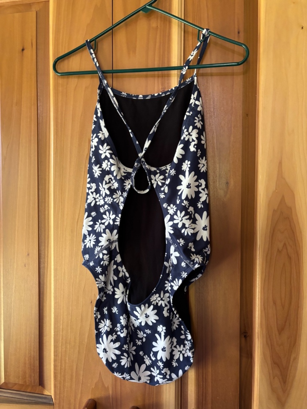 Jolyn size 36 Brandon training suit - Picture 2 of 5